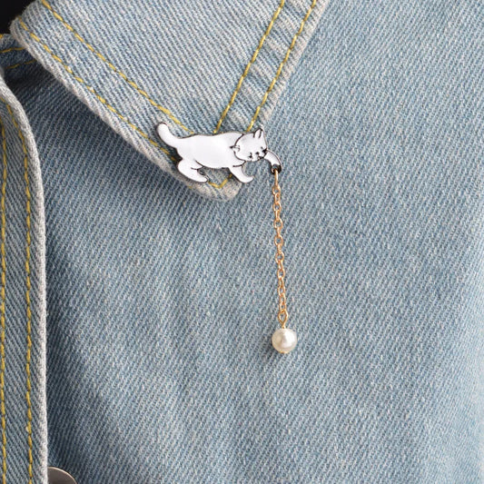 Sweet Kitten Enamel Pin | Cute Cat Brooch